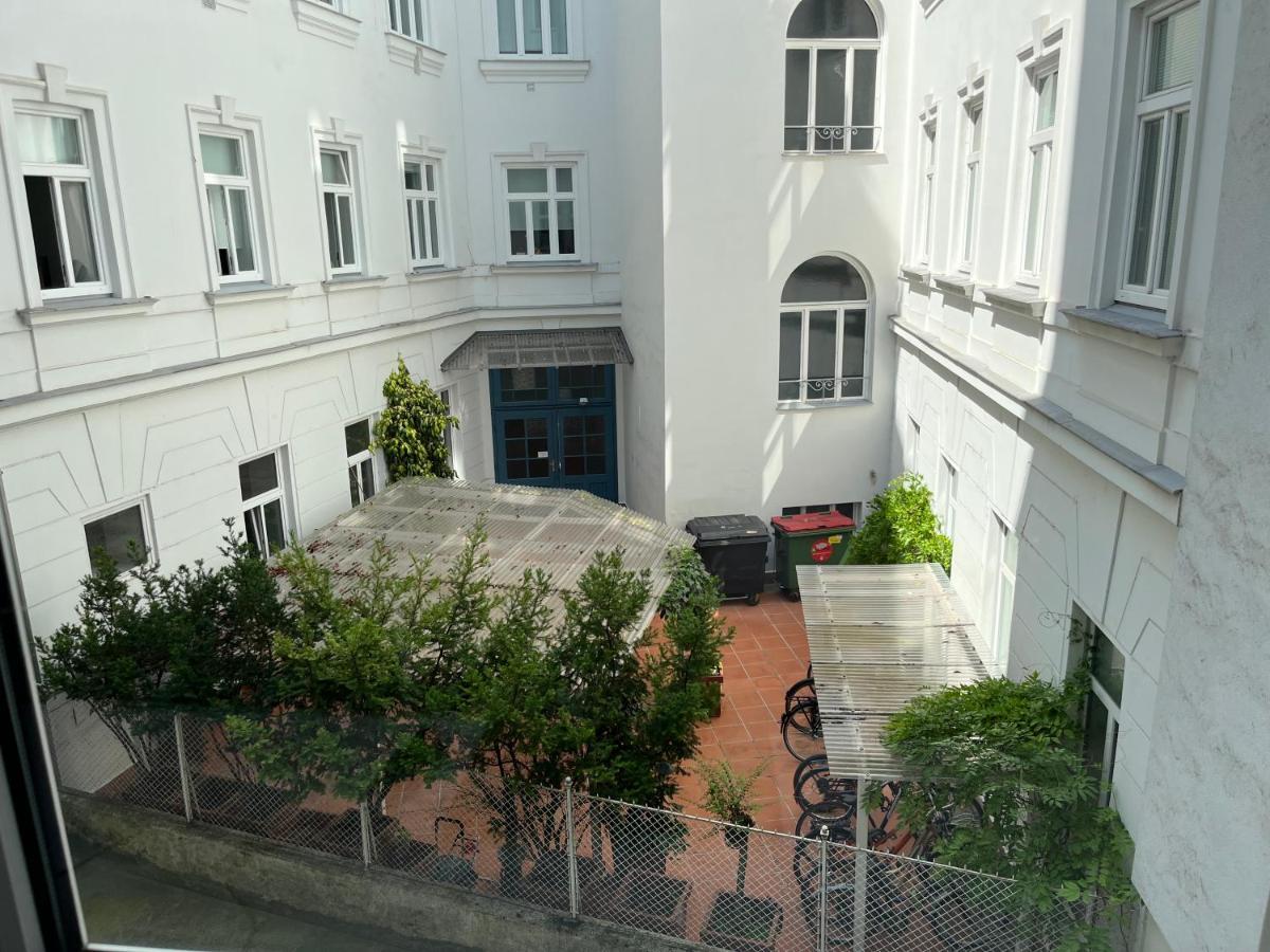Ferienwohnung Stylish Apt Near Urania 1Br Wien Exterior foto