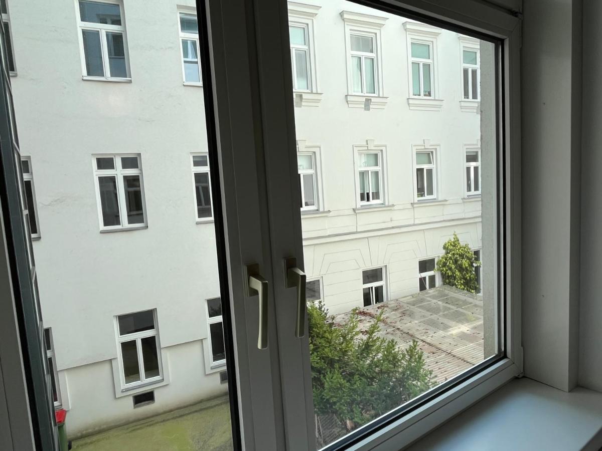 Ferienwohnung Stylish Apt Near Urania 1Br Wien Exterior foto