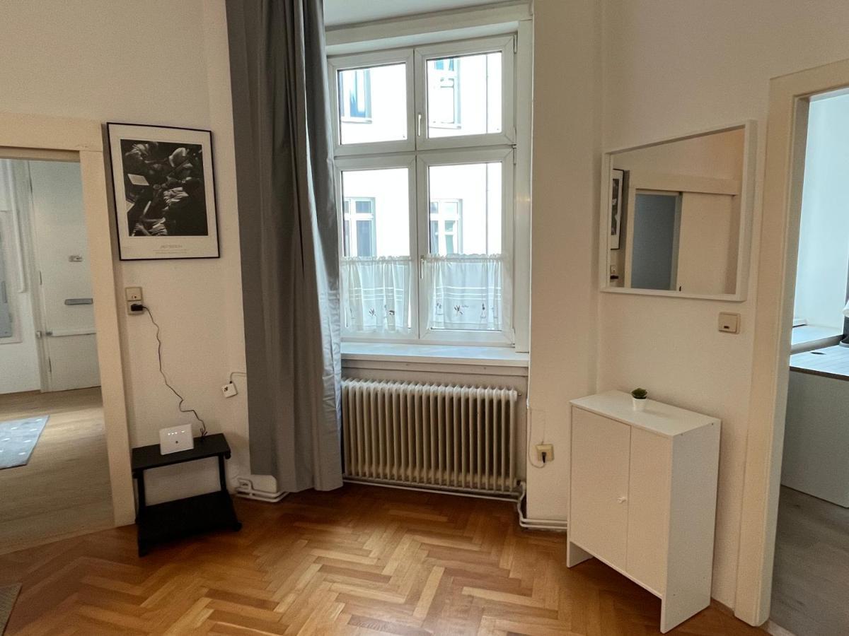Ferienwohnung Stylish Apt Near Urania 1Br Wien Exterior foto